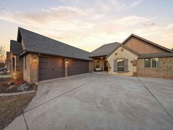 2425 Glenmere Dr