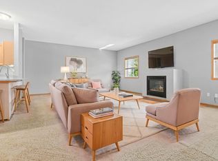 9457 Marshall Rd, Eden Prairie, MN 55347