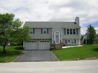 94 Pullman St, Manchester, NH 03103