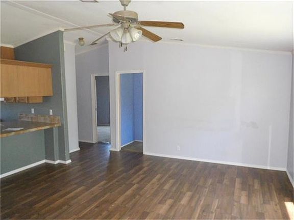 5th image of 4911 Pine St