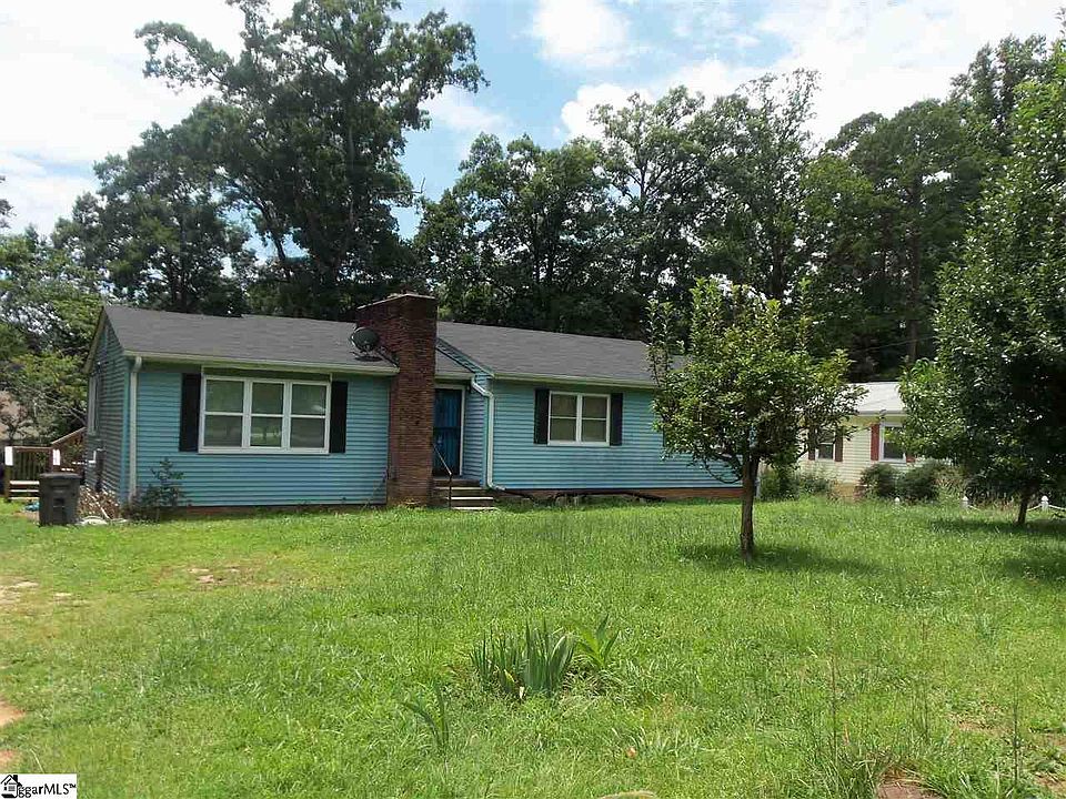 1st image of 5 Woodland Ln