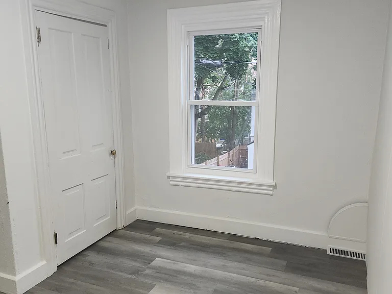 411 S Arch St #1 — Photo 9