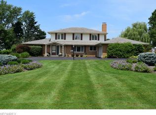 24645 Shaker Blvd, Beachwood, OH