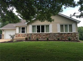 2620 Williams Creek Rd, High Ridge, MO 63049