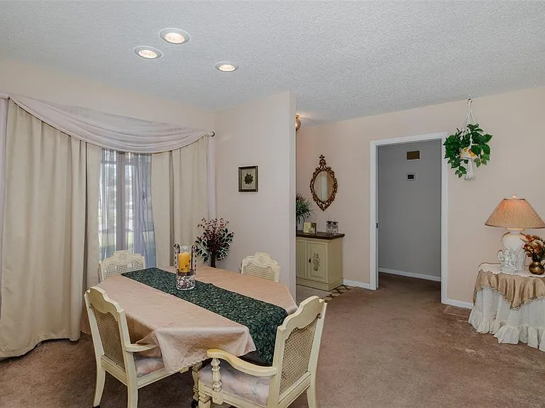 8015 San Fernando Dr — Photo 16