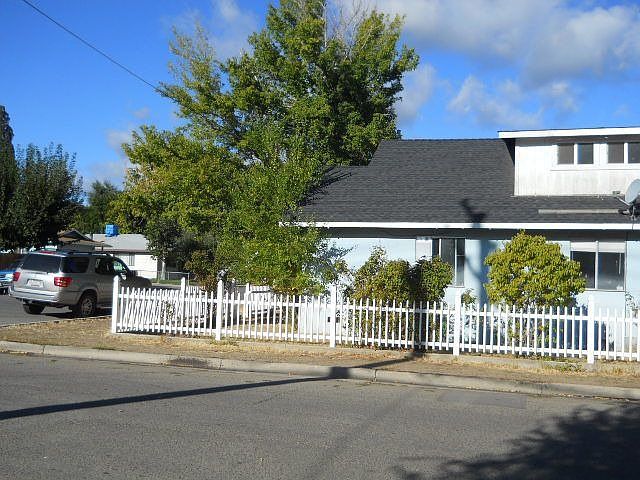 2nd image of 1727 3rd St