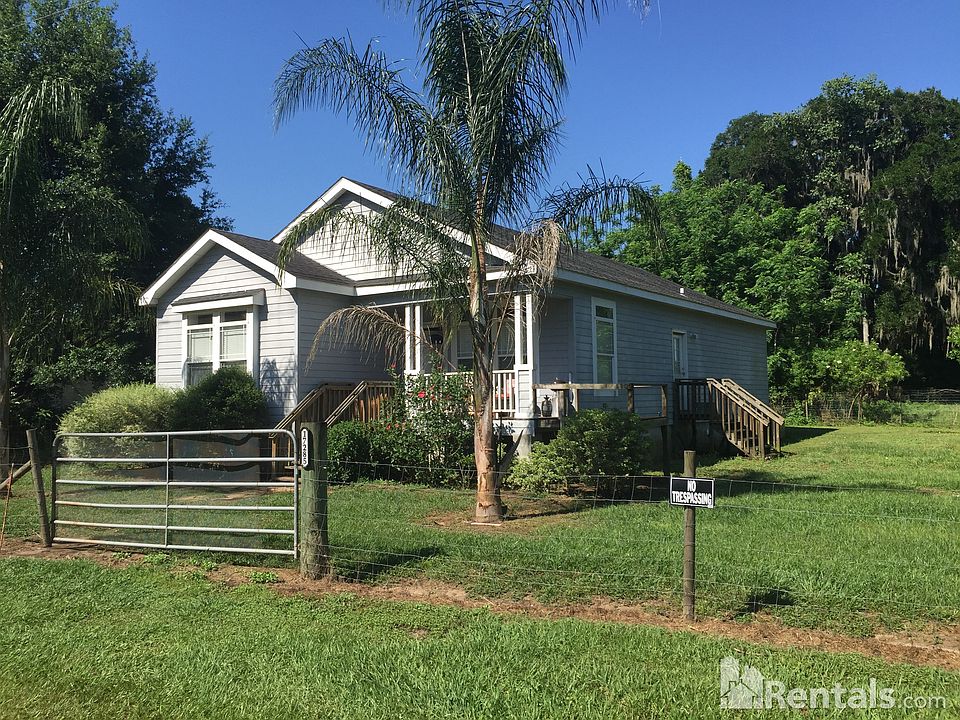 2nd image of 17285 Spring Valley Rd