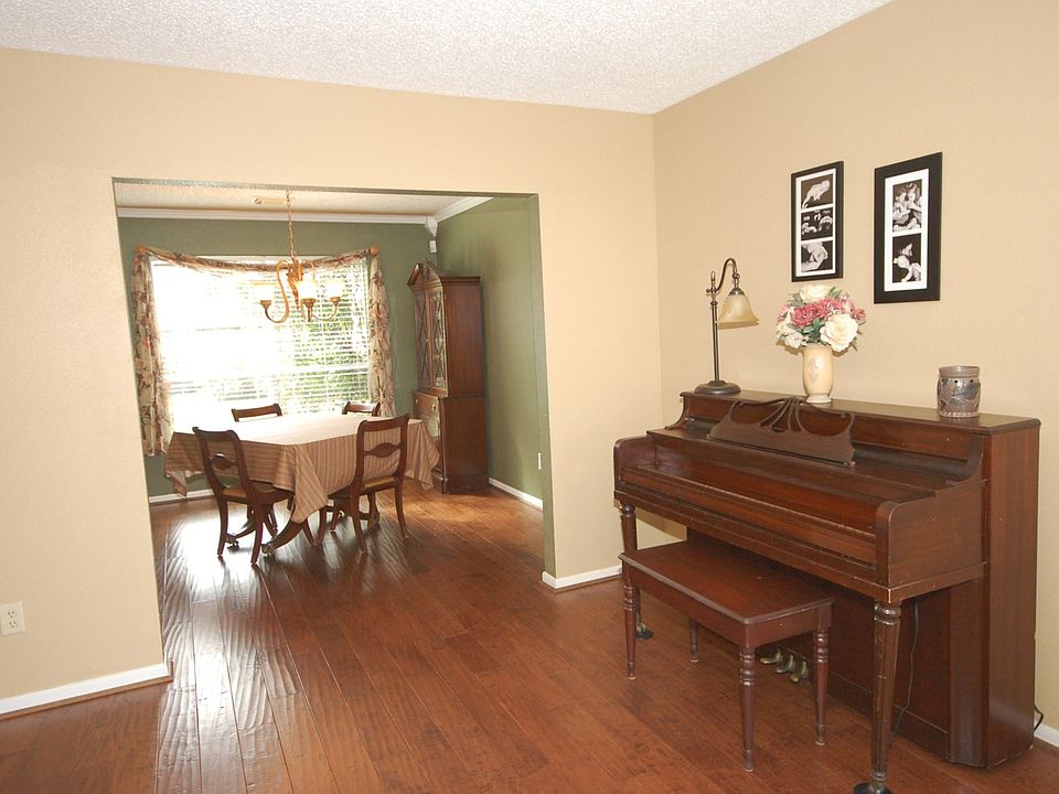 1st image of 3012 Bay Creek Dr