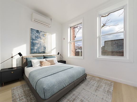 3rd image of 170-34 Jamaica Ave #2B