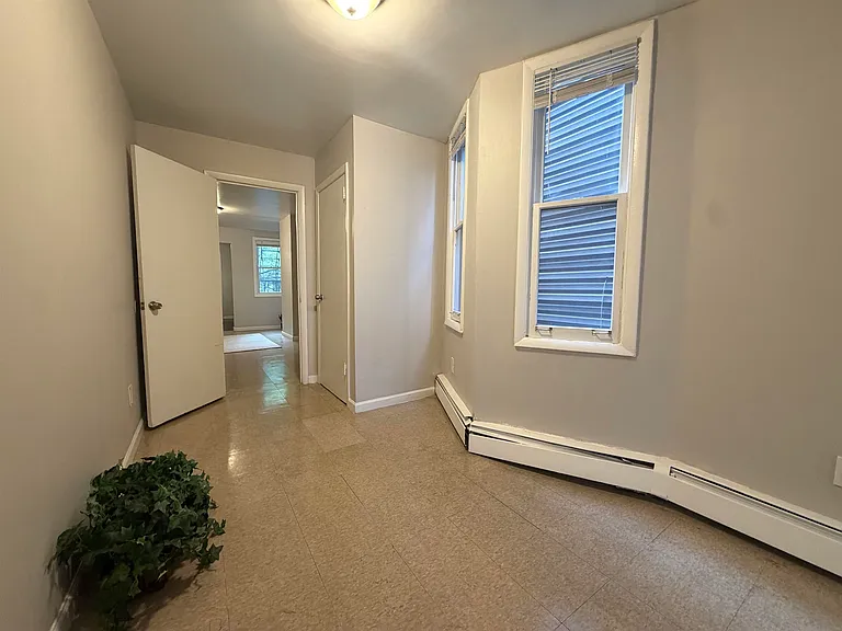 2275 Kennedy Blvd — Photo 9