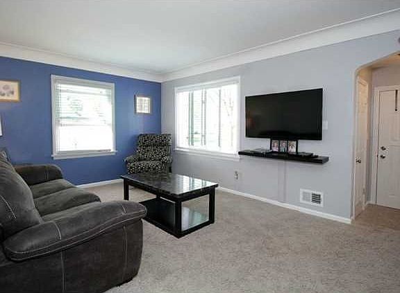 3rd image of 4538 289th St