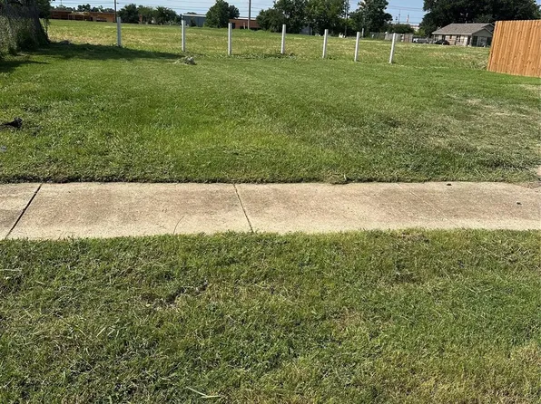 1922 Pueblo St, Dallas, TX 75212
