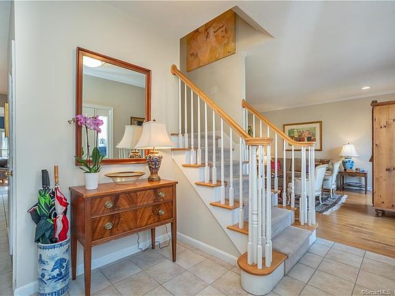 3rd image of 55 Arlen Way