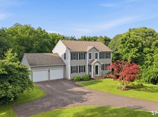 12 Juniper Road, Bloomfield, CT 06002