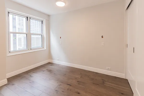 Rented by Samuel Realty Group LLC | media 8