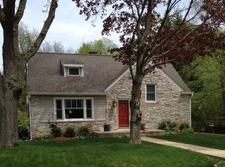 920 Lacey Ave, Lisle, IL