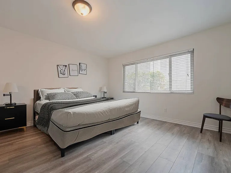 6630 Elmhurst Dr — Photo 6