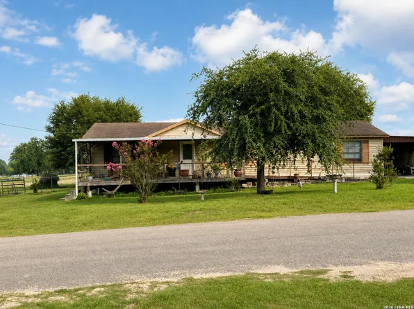 167 RANCH COUNTRY DR, La Vernia, TX 78121