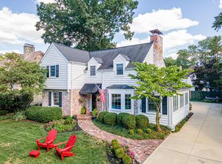 1945 Beverly Rd, Columbus, OH 43221