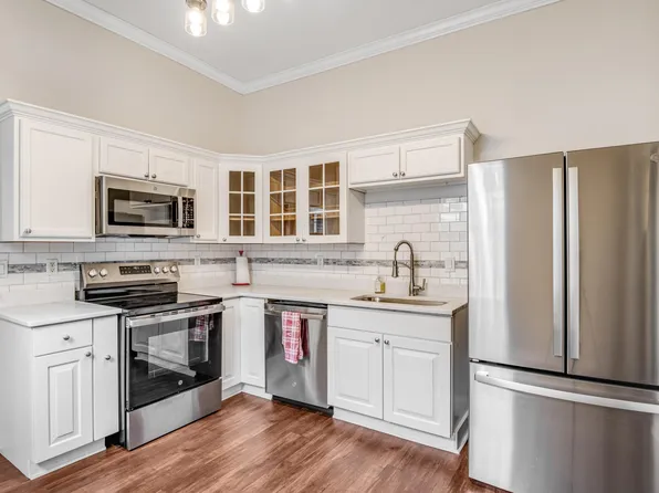2011 E 13th St, Chattanooga, TN 37404