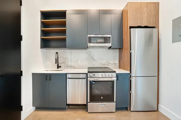 Rented by Compass | media 2