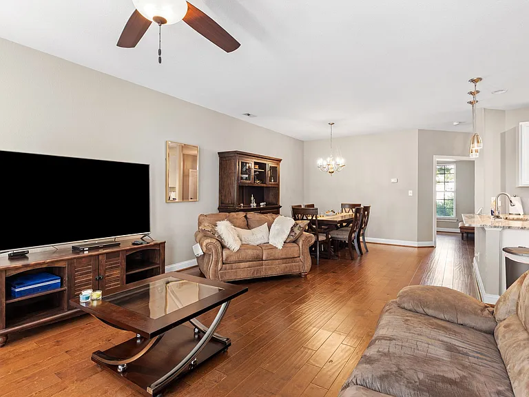 4581 Totteridge Ln — Photo 11