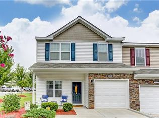 1433 Harpers Inlet Dr, Clover, SC 29710