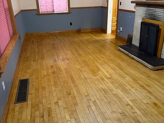 2nd image of 71 1st Ave