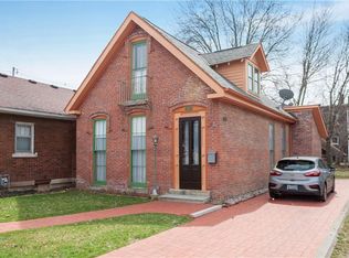 127 W 8th St, Anderson, IN 46016