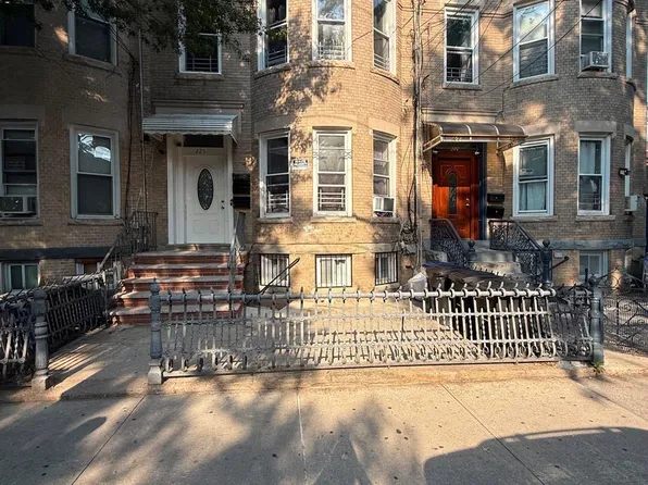 225 Grant Avenue, Brooklyn, NY 11208