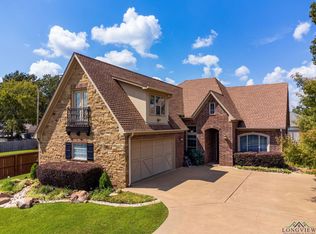 3801 Summerset Ct, Longview, TX 75605