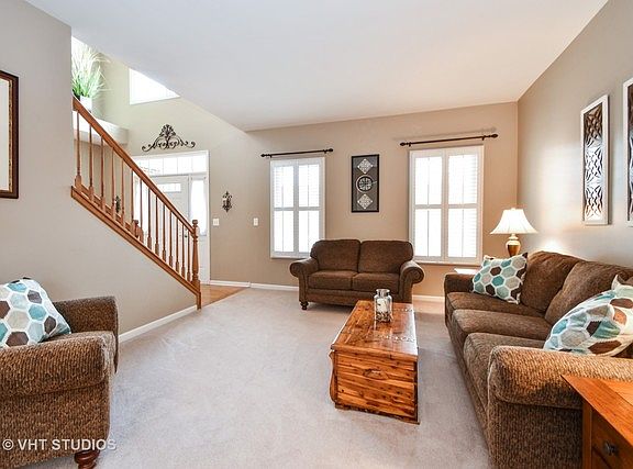 3rd image of 8762 Scheer Dr