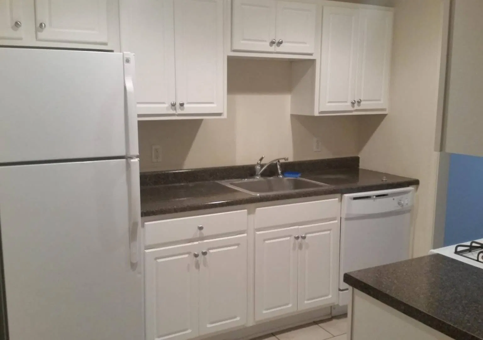 2 bed, 1.0 bath, 1000 sqft, $1,950 — Photo 4