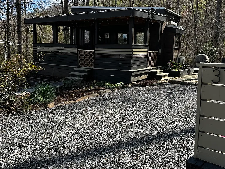 Julian Hts — Photo 9