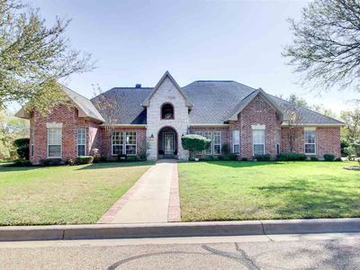 1048 Grand Oaks Ct, China Spring, TX, 76633