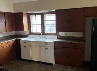 4946 N 37th St #4946, Milwaukee, WI 53209