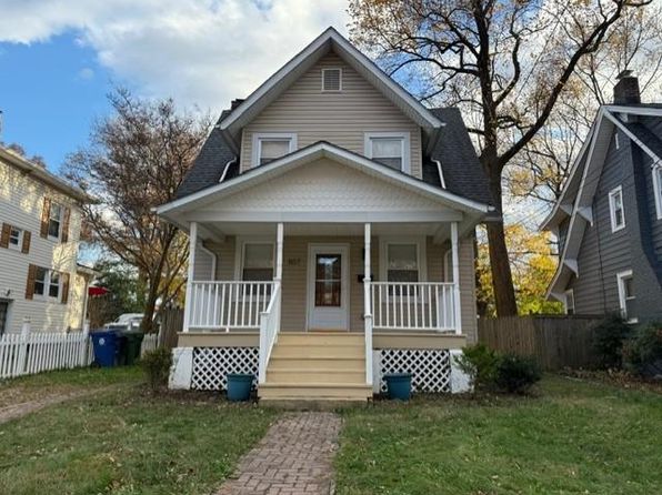 607 Saint Dunstans Rd