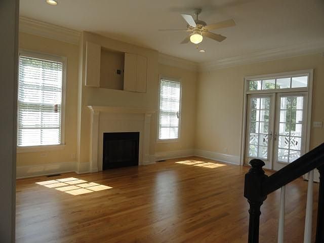 2nd image of 508 Harbor View Rd