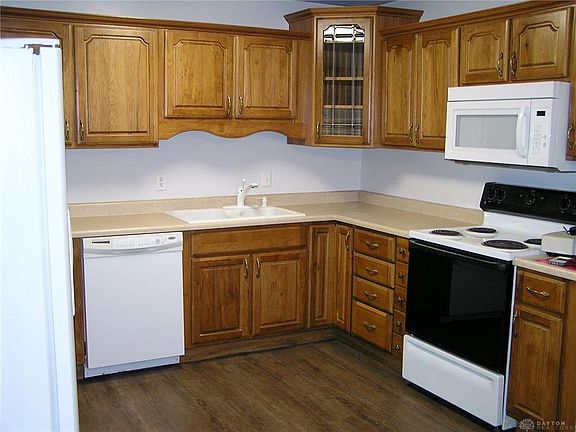 5th image of 2511 Galway Ct