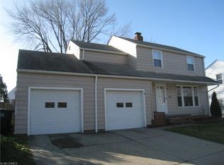 1440 Brainard Rd, Lyndhurst, OH 44124