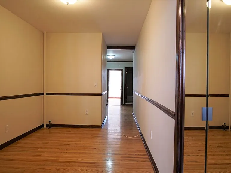 1586 York Ave #1 — Photo 11