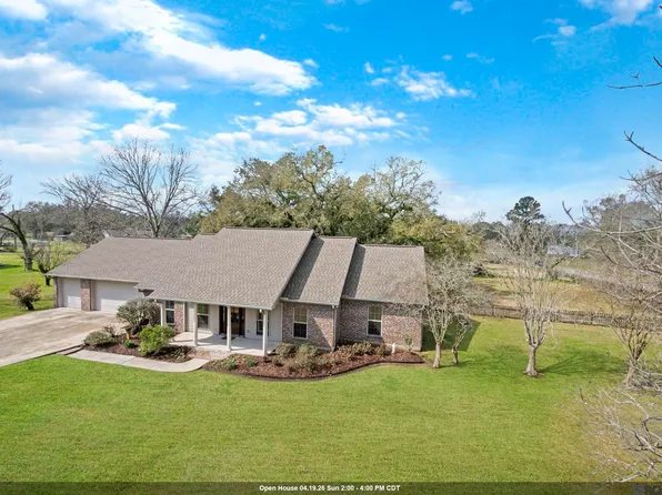 41255 Black Bayou Rd, Gonzales, LA 70737