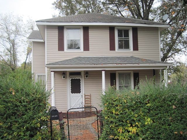 1st image of 1563 2nd St