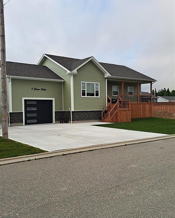 1st image of 9 Green Drive