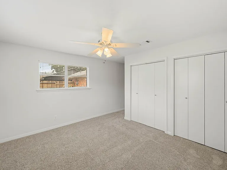 10503 Shadow Wood Dr — Photo 25