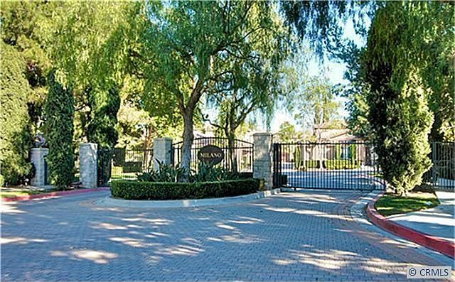 1st image of 37 Trofello Ln