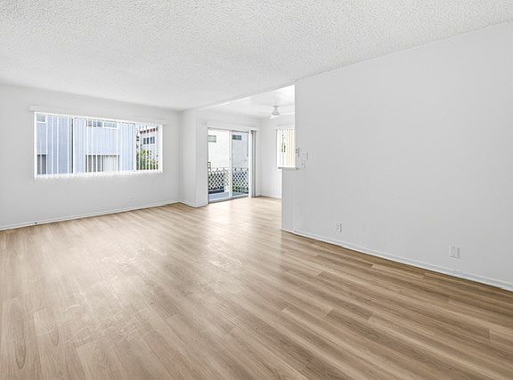 2nd image of 1244 11th St APT I