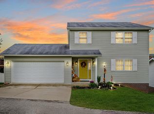 122 Summits Rdg, Morgantown, WV 26508