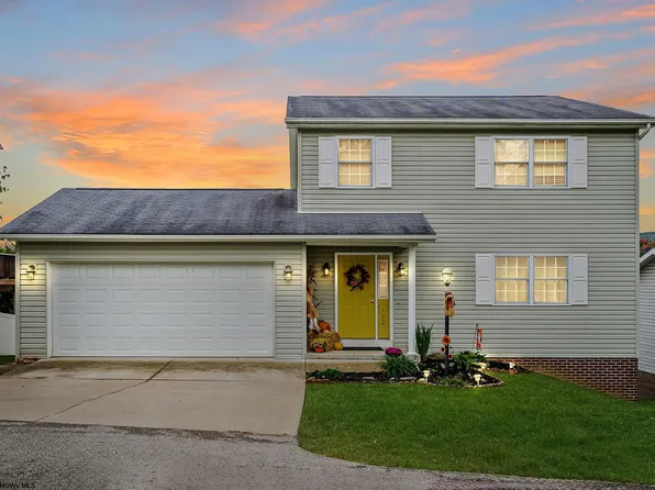 122 Summits Rdg, Morgantown, WV 26508