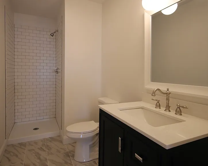 31 Penn St #2 — Photo 8